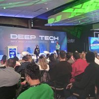 Ana Murillo "La nerd del futuro" Conferencista en Charlas Motivacionales