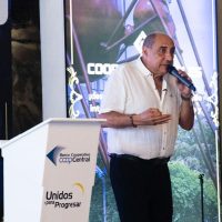 Luis Zarruk Conferencista en Charlas Motivacionales