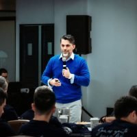Allan Loría Conferencista en Charlas Motivacionales
