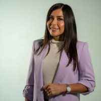 Andrea Cardona Conferencista en Charlas Motivacionales